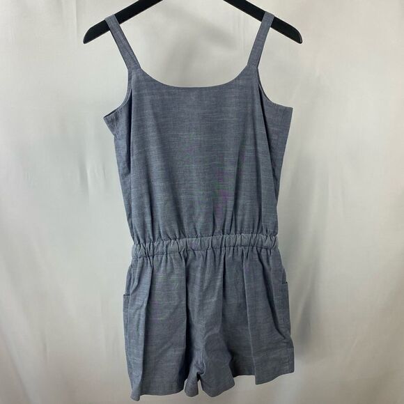 Madison chambray scoop neck romper size 4 - Picture 3 of 4
